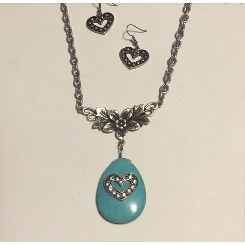 Teardrop Turquoise Floral Jewelry Set